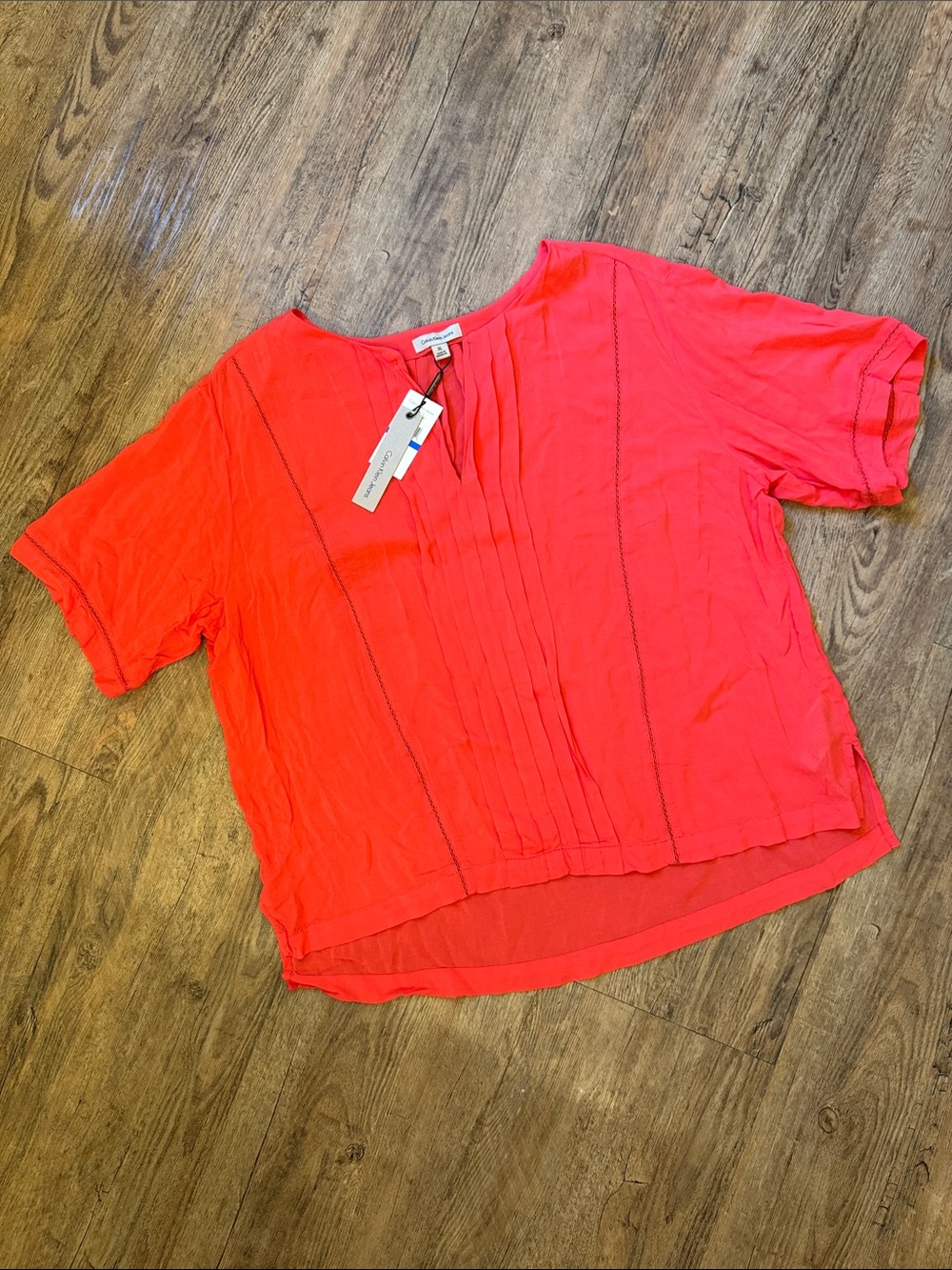 Calvin Klein Jeans Bright Coral Short-Sleeve Pintuck Top